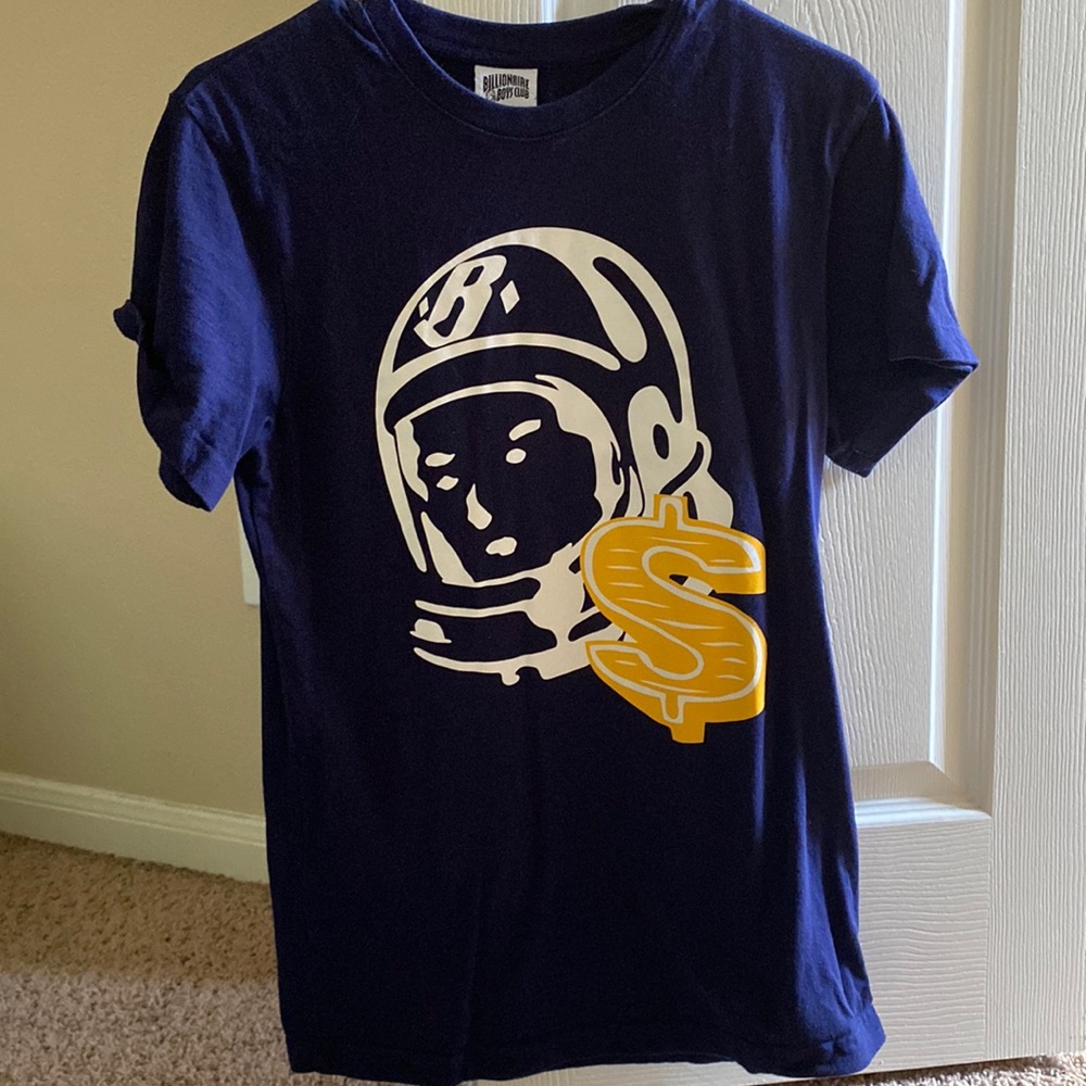 Graphic tee men’s size small